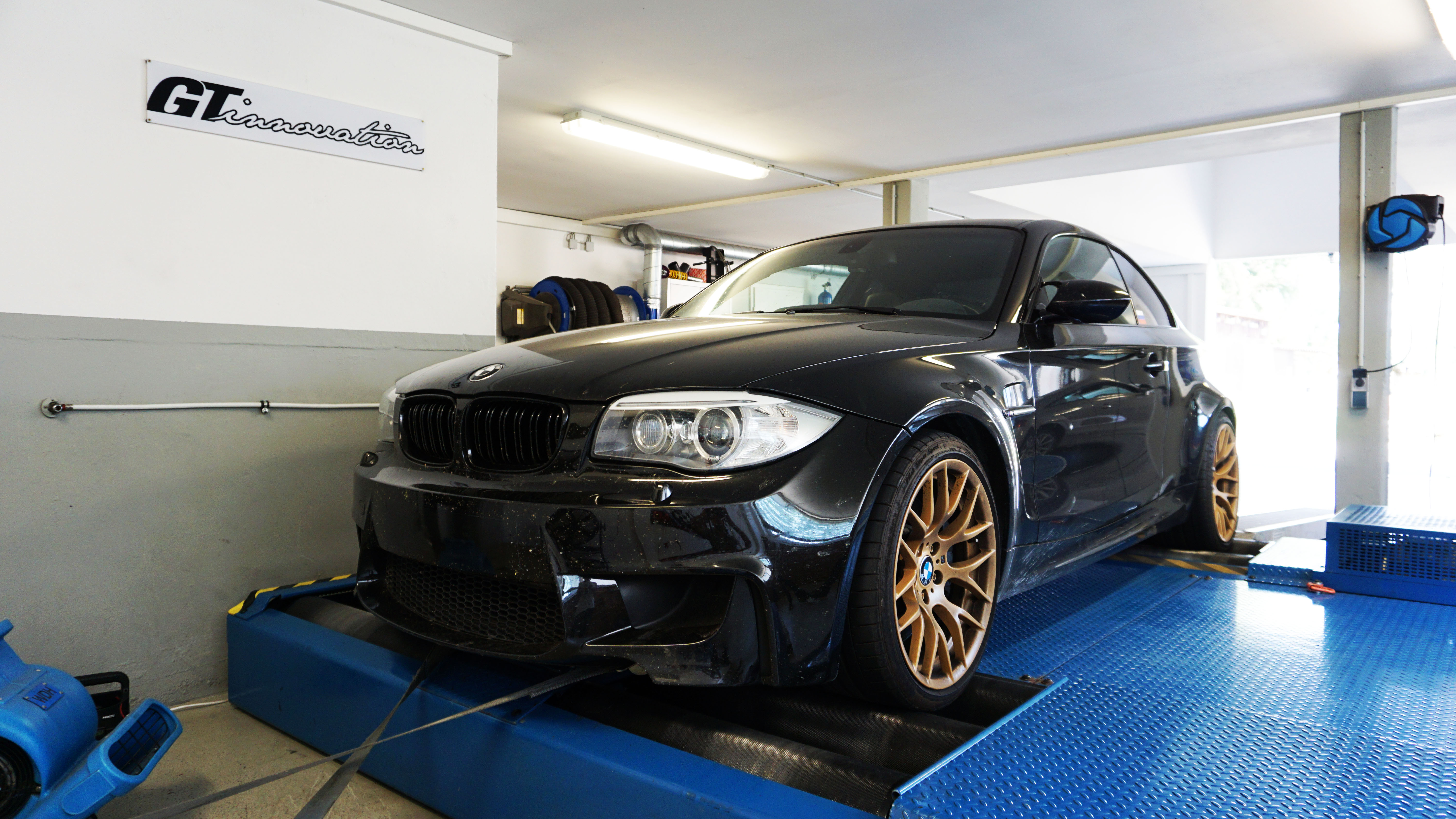 Bmw 1M Coupe stage 1+ 401 Ps 628 Nm — GT-innovation